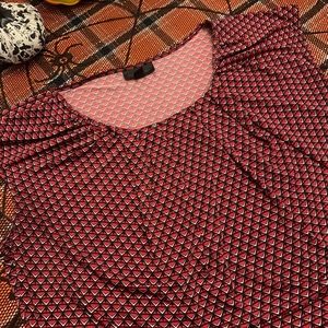 Worthington Red scale design Top XL